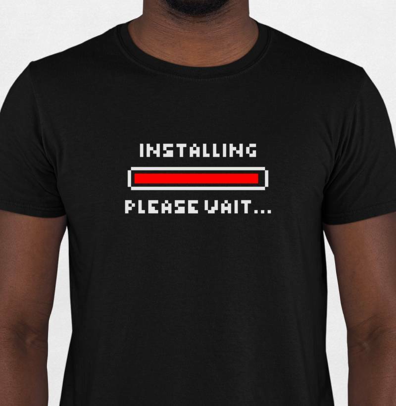 Camiseta Installing